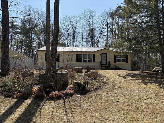 2nd image of 17 Harvey Brook Road