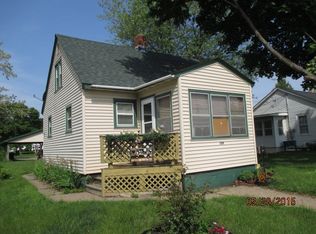 509 S Illinois St, Prairie Du Chien, WI 53821