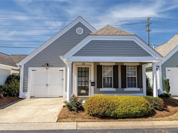 226 Rose Cottage Dr, Woodstock, GA 30189