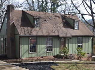 73 Knoll Ridge Dr, Asheville, NC 28804