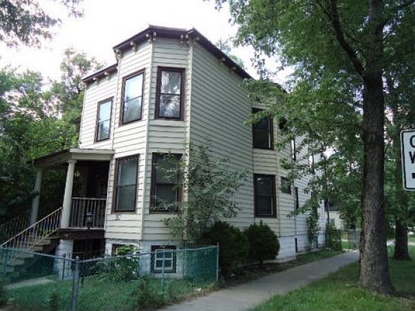 2nd image of 400 W 116th St