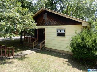 521 60th St, Fairfield, AL 35064