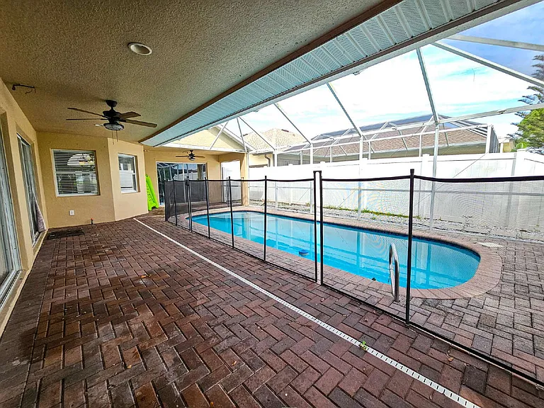 3621 Tipperary Dr — Photo 41