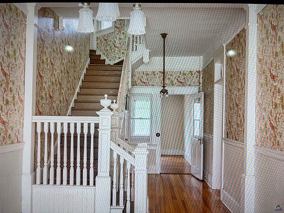 5th image of 35 Kibbee St