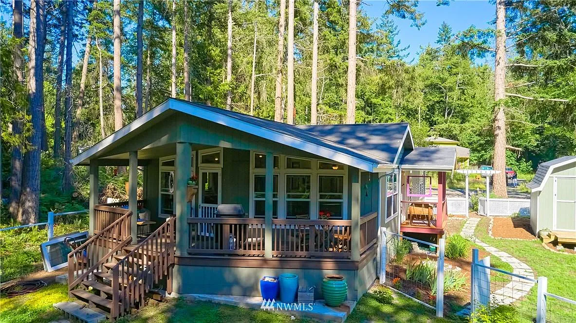 277 Shady Glen Ave photo 1