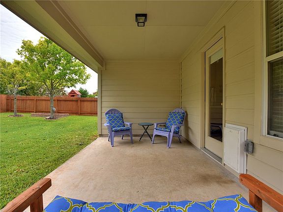 2nd image of 2717 Mission Tejas Dr