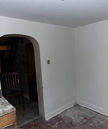 5th image of 444 W Carey St