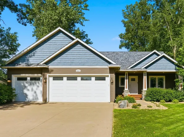 2657 Goodview Ave N, Oakdale, MN 55128