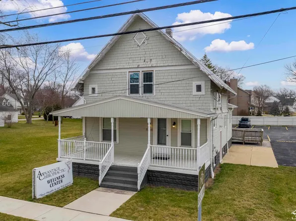 8766 Lewis Ave, Temperance, MI 48182