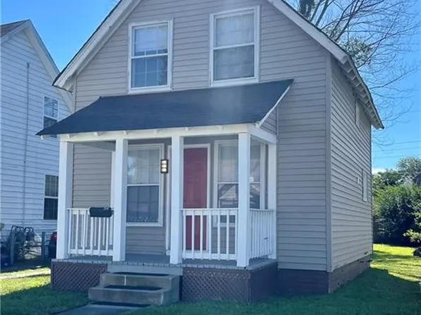 54 Hobson St, Portsmouth, VA 23704