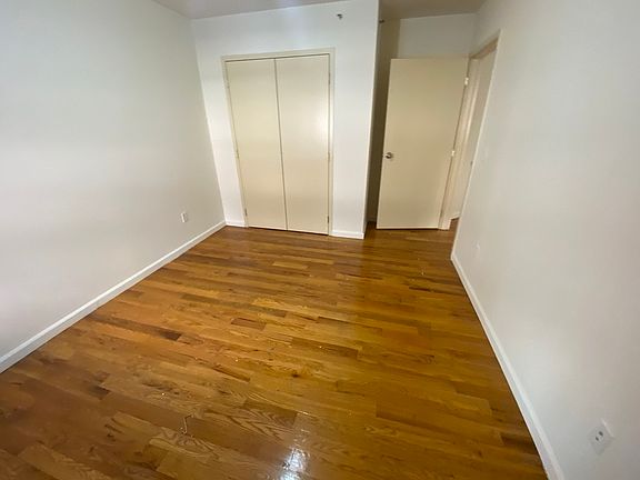 5th image of 37-17 32nd St #2