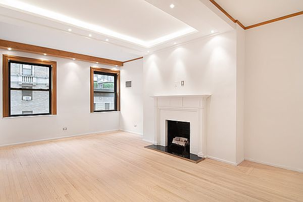 1st image of 145 W 58th St #10J