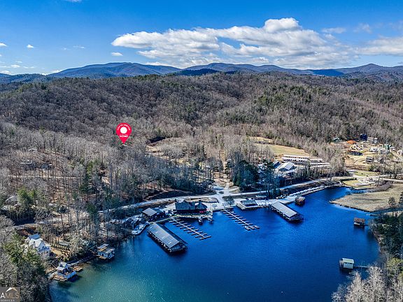 2nd image of 112 Springhill Ln