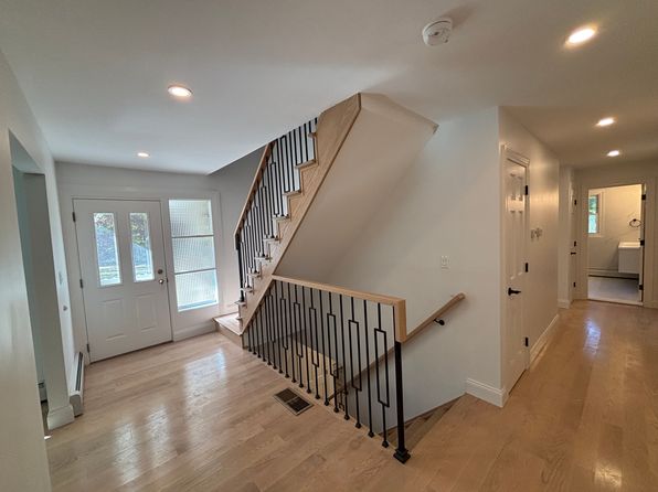 277 W Hill Rd