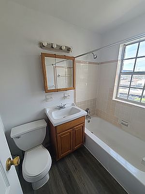 2nd image of 12327 Merrick Blvd APT 47
