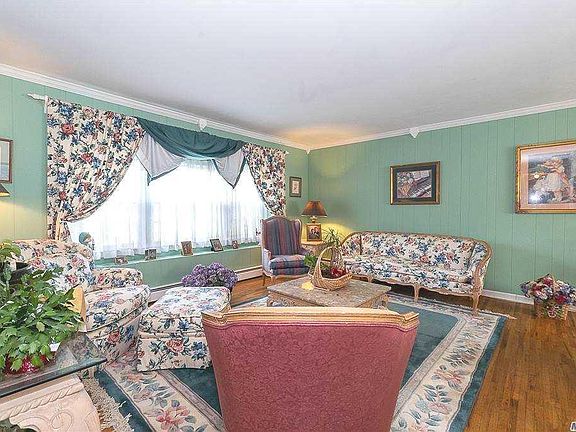 5th image of 105 Cambon Ave