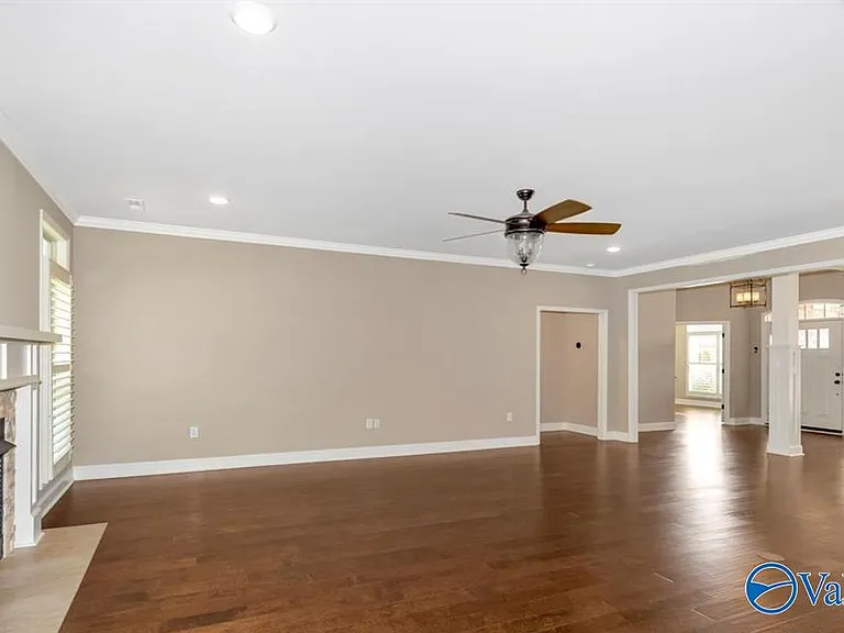 138 Legacy Cove Dr — Photo 10