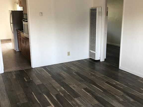 2nd image of 230 E San Salvador St #4