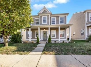 2024 Village Glen Dr, Wentzville, MO 63385