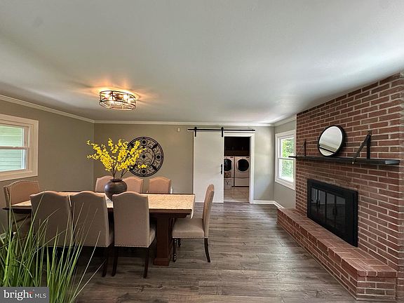 4th image of 21 Tyler Dr
