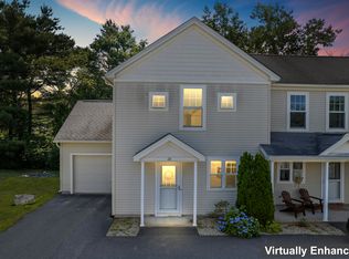 28 Edgefield Ln #7, Brunswick, ME 04011