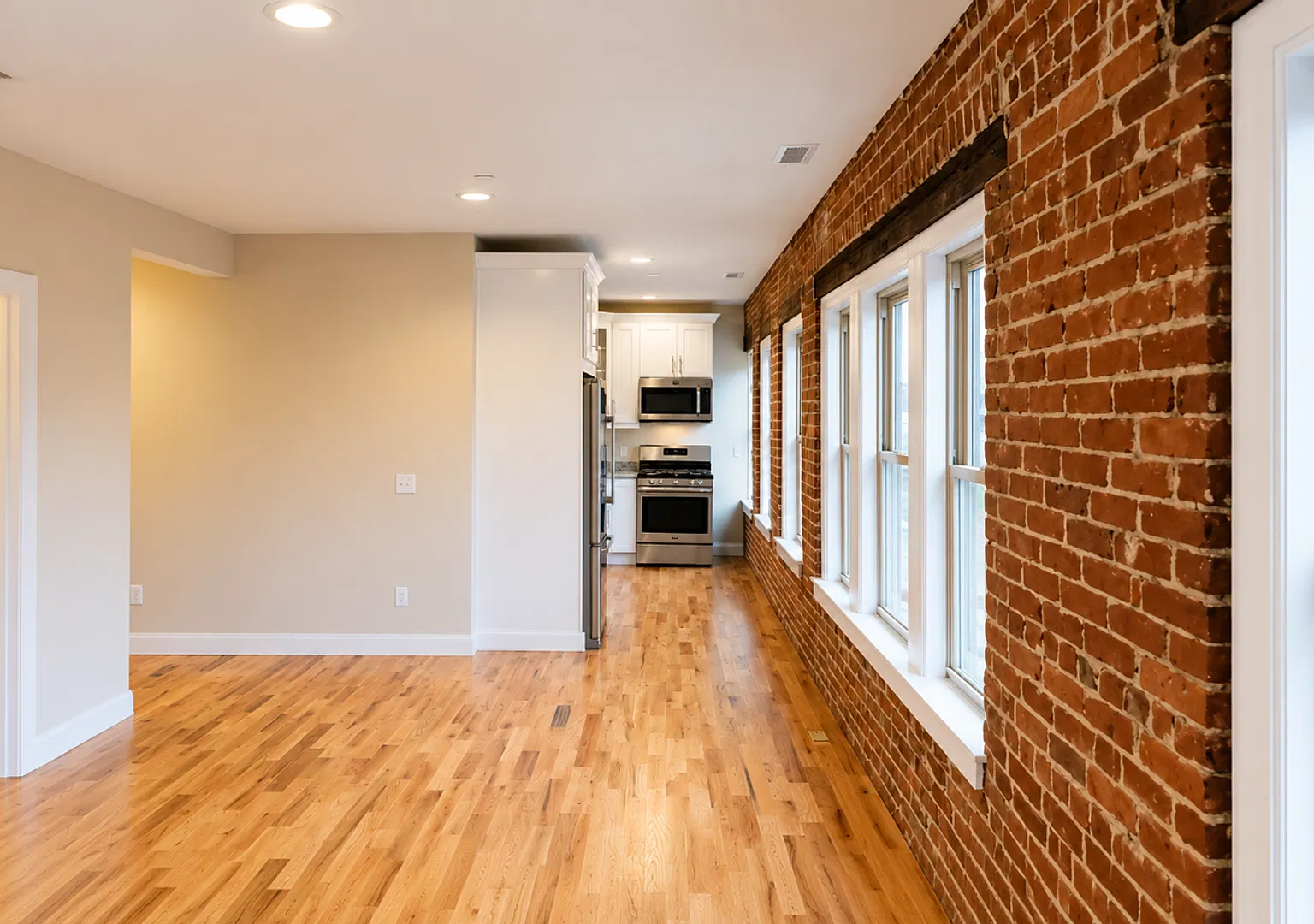 Mendel Block — Photo 3