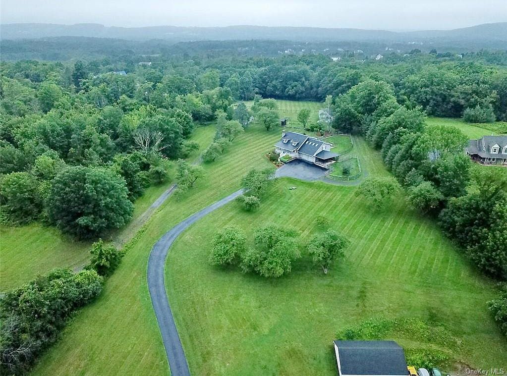 43 Tally Ho Road, Middletown, NY 10940 Zillow