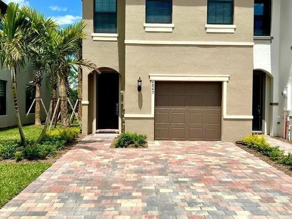 4845 Chantilly Rd, Lake Worth, FL 33467