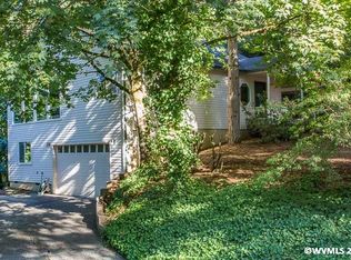 1903 Kimberly Dr, Eugene, OR 97405