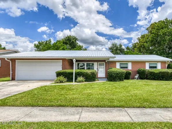 211 DOGWOOD Lane, Palatka, FL 32177