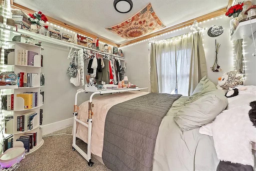 16 Ridge St — Photo 1