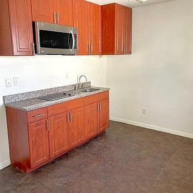 1st image of 2301 Beach Ln #3A