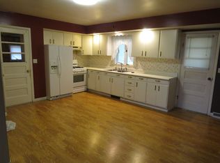 57447 County Road 35, Middlebury, IN 46540
