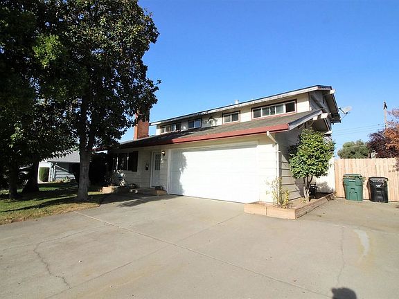 2nd image of 5703 Revelstok Dr
