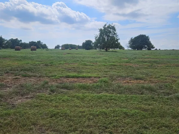 4840 County Road 1098, Celeste, TX 75423