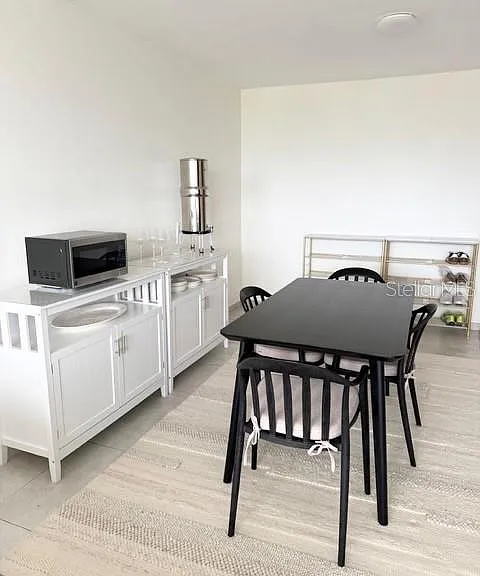 2305 Laurel #611 — Photo 9