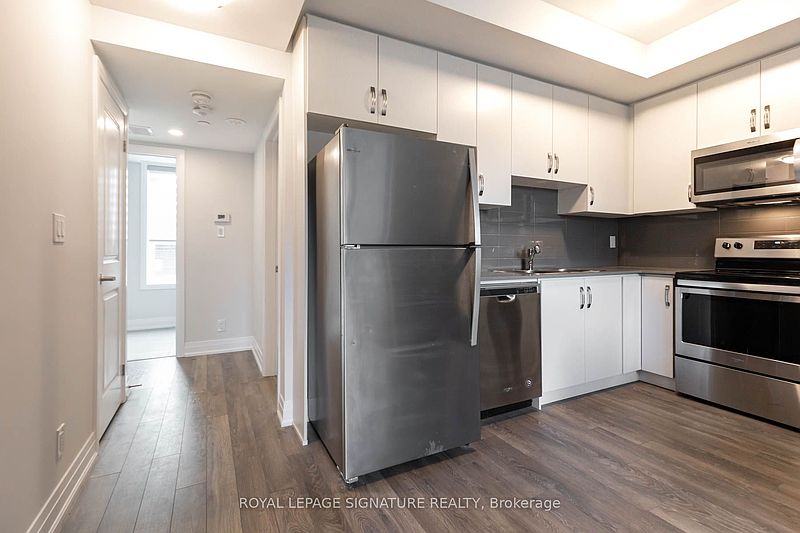 Toronto Townhouse for rent - 1 Bedroom — photo 8