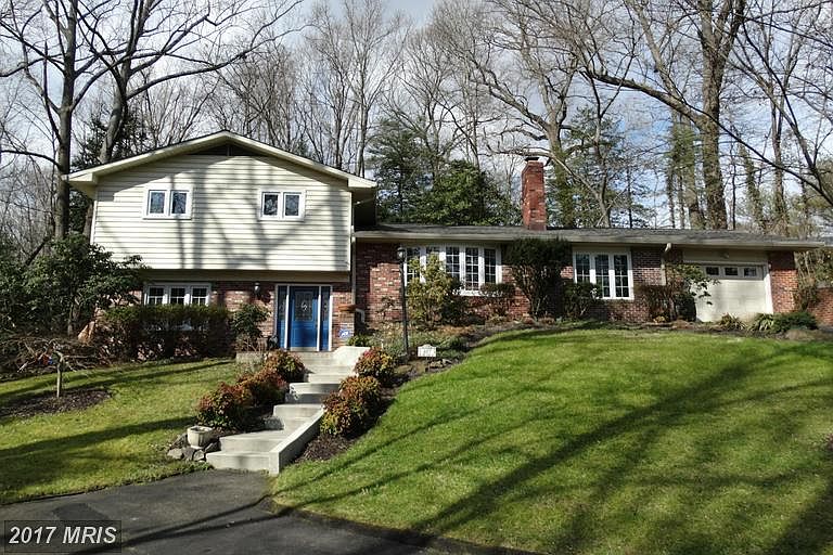 1st image of 407 Pixie Dr