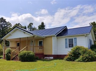 655 Love And Care Rd, Six Mile, SC 29682