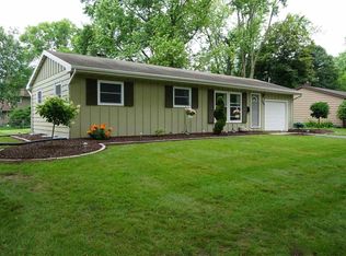 5905 Meadowood Dr, Madison, WI 53711