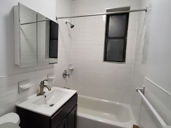 4th image of 41-43 39th Pl #3