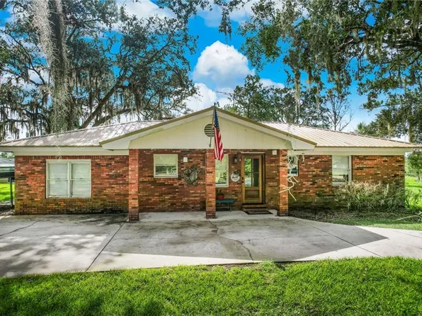 138 South St, Waverly, GA 31565