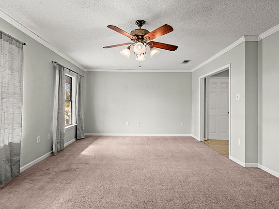 3rd image of 38250 Sunshine St
