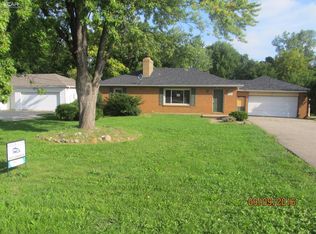 1149 E Hill Rd, Grand Blanc, MI 48439