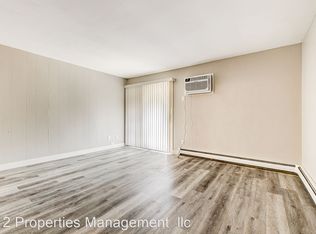 320 Tyrrell Ct #8, Delavan, WI 53115