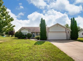 105 N Rebecca St, Claypool, IN 46510