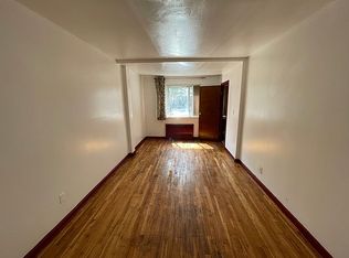 911 E 54th St, Brooklyn, NY 11234