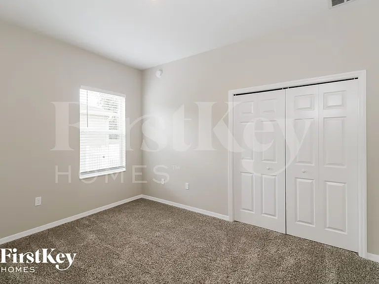 6127 Evansbrook Dr — Photo 13