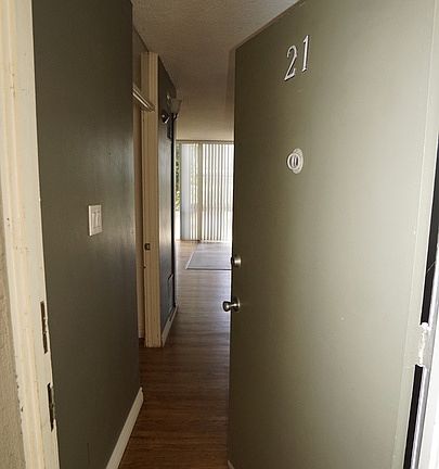 4th image of 3330 S Sepulveda Blvd APT 21