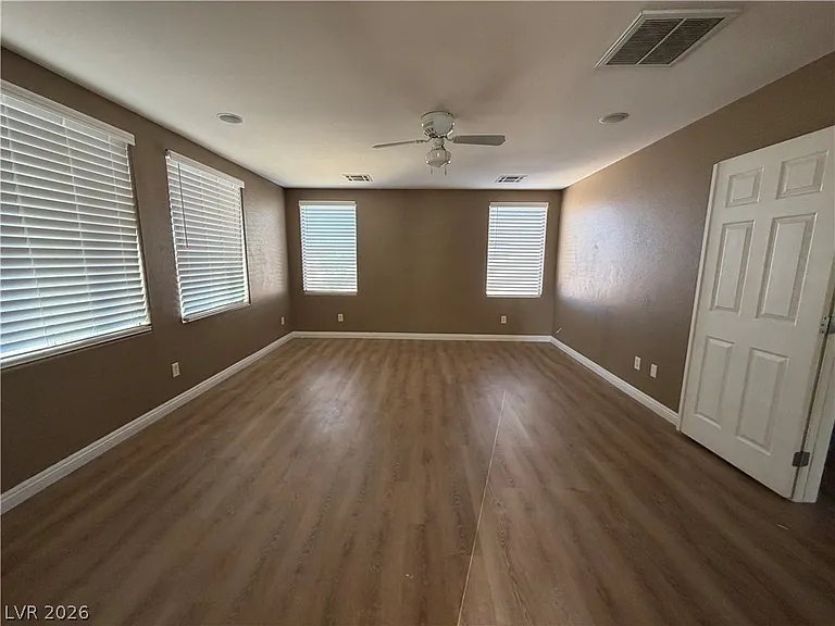 9196 Grand Sunburst Ct — Photo 21